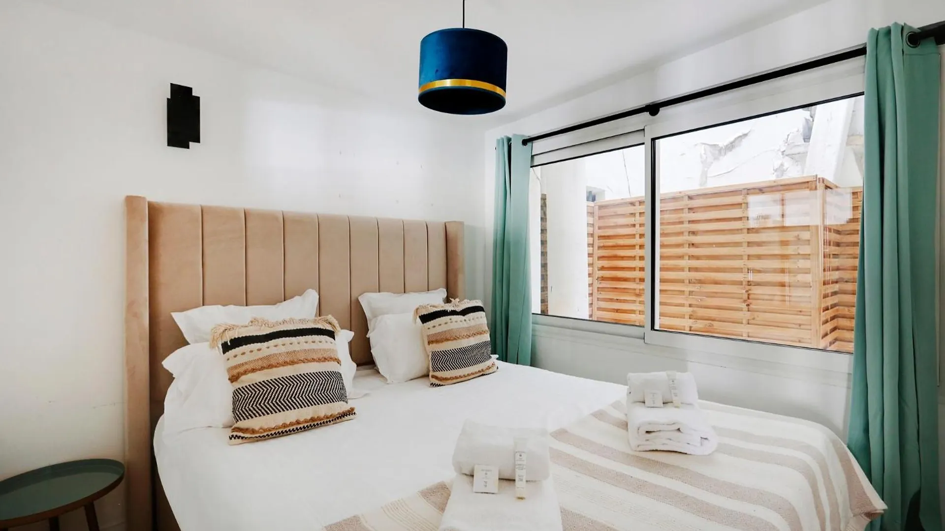 Pick A Flat's In Saint-germain-des-pres - Rue Dauphine Apartment *