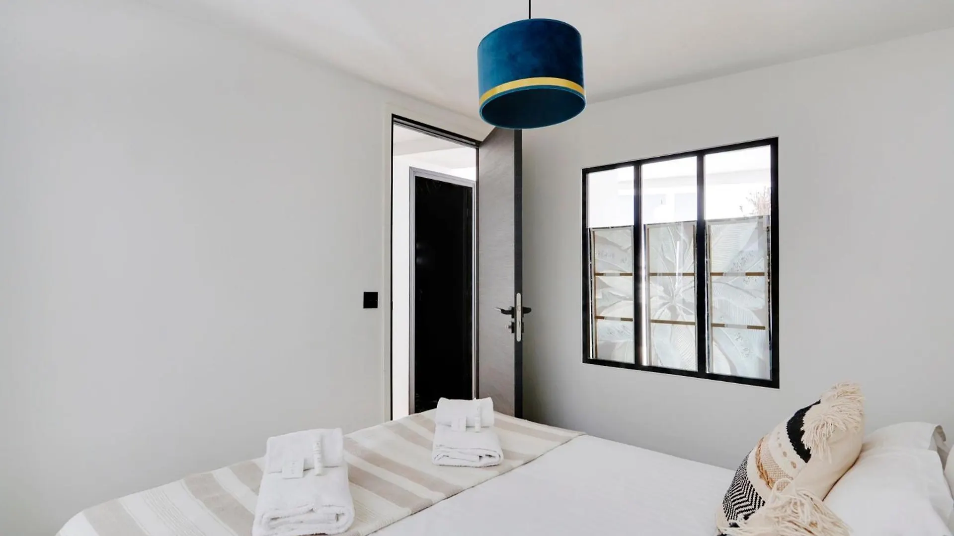 Pick A Flat's In Saint-germain-des-pres - Rue Dauphine