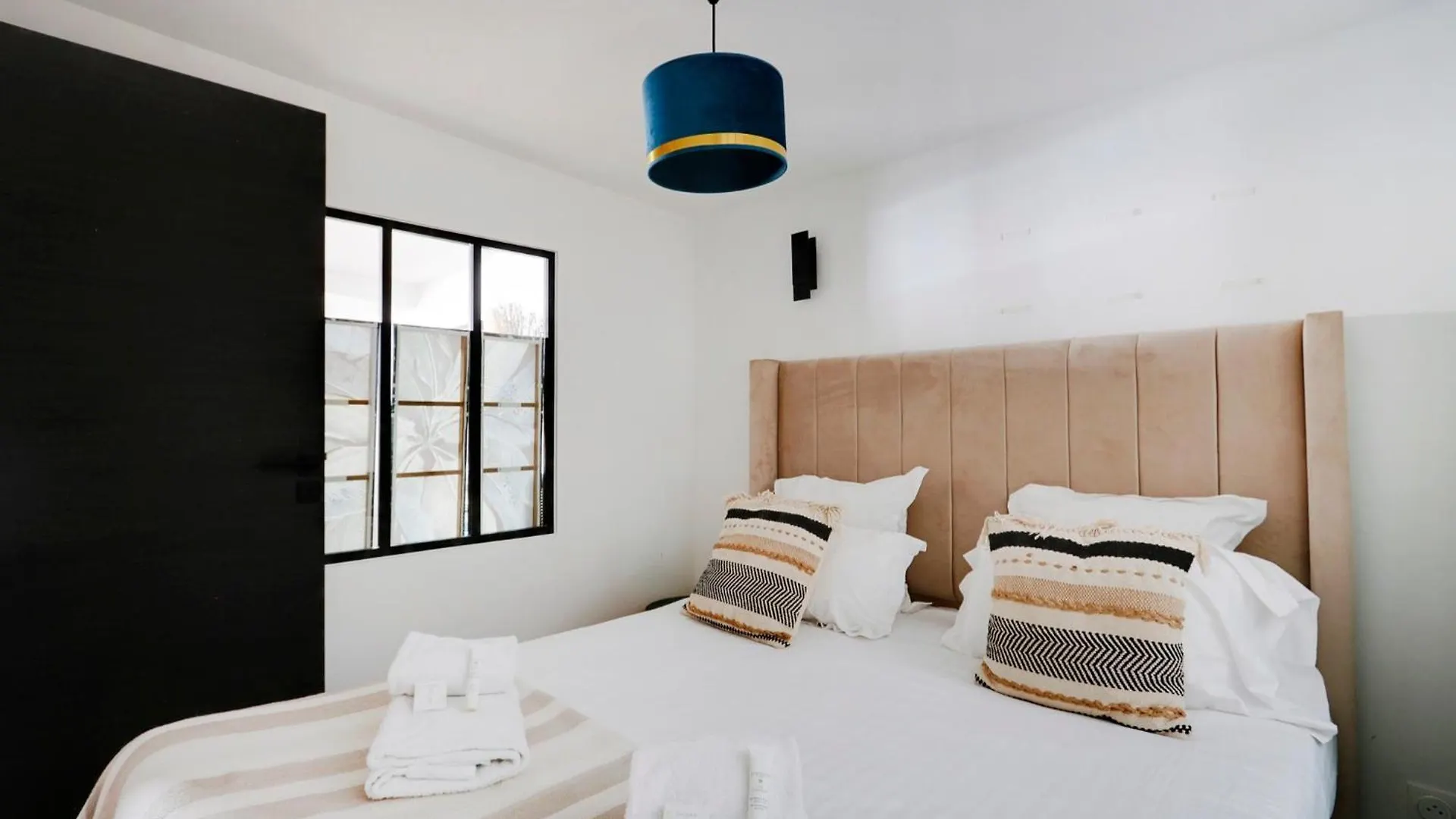 Pick A Flat's In Saint-germain-des-pres - Rue Dauphine * Paris